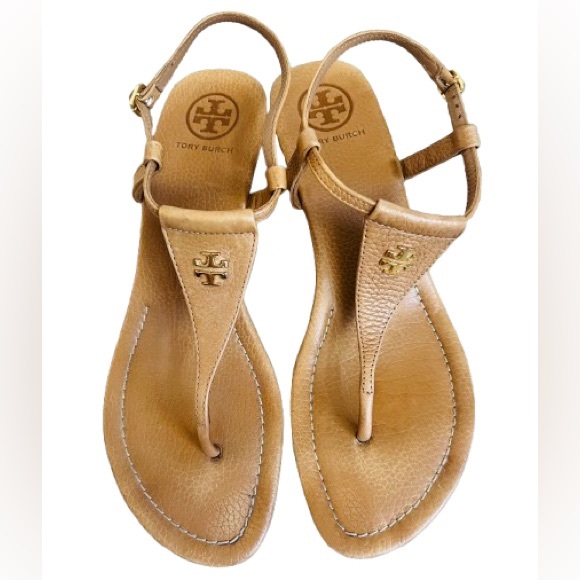 Tory Burch
Emmy Brown Tan T-Strap Thong
Gold Emblem Leather Sandals
Size 8.5M - Picture 1 of 7